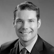 How I closed my first commercial deal in one year