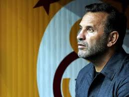 Galatasaray-Trainer Buruk legt Startelf für Besiktas- und Fenerbahce-Derbys  bis auf eine Position fest