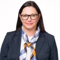 Nikki Gore's Instagram, Twitter & Facebook