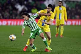 Manuel pellegrini, técnico del betis de sevilla, dijo que los jugadores de su club, como diego lainez, pueden partir a jugar con sus selecciones nacionales, pero. 25 Diego Lainez Betis Midfielder 18 Years Marca English