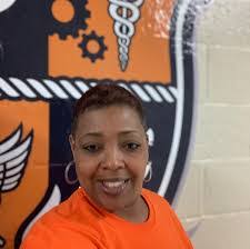 Charisse Cox's Instagram, Twitter & Facebook