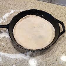 Big Green Egg Cast Iron Skillet Pizza Grilled Pizza Is The Best The Lowcountry Lady Big Green Egg Skillet Pizza Cast Iron Skillet Pizza