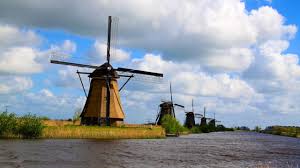 This video gives an extraordinary focus on the historic windmills at the 'kinderdijk' in the netherlands. Kinderdijk The Largest Collection Of Working Windmills In Holland