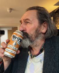 25 years ago I did a 12 date tour support for @surrealphilkay. Joyous time  reminiscing with comedian and film maker @joebor1 The tour was booked by  @adriarborist, MCed by a young @russellhoward