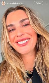 Sajal Aly shares an intimate selfie with Ahad Raza Mir, and we guess this  is Sajal's way of saying all is well 🙌🏻 #SajalAly #AhadRazaMir