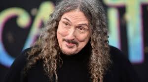 Sa wakas, magkakaroon na rin ng graphic novel si 'Weird Al' Yankovic, yung  matagal na niyang pinapangarap! : r/Music