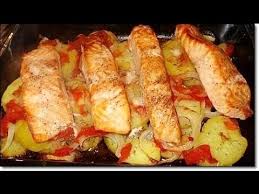 как вкусно приготовить красную рыбу с овощами в духовке Losos S Kartofelem Zapechyonnyj V Duhovke Youtube