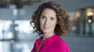 Exclusif marie sophie lacarrau succeder a jean pierre. Jean Pierre Pernaut Replaced By Marie Sophie Lacarrau At The 13 Hours Of Tf1 Archyde