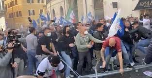 La lega, infatti, in piazza raccoglie anche le firme per chiedere le dimissioni di virginia raggi da sindaco di roma, per. Vbhefkrxvzwbzm