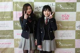 15 Attend Hanlim Performing Arts High School S Orientation Ceremony Together Performance Art Edgy Outfits Performance