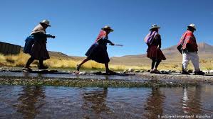 Siempre sentí el llamado a transcribirlas para que día tras día más personas tengan para su uso esas herramientas de poder. Rios Fuentes De Vida Conflicto Y Muerte Todos Los Contenidos Dw 09 06 2016