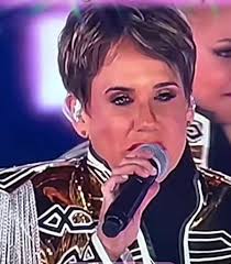 Andréa Veiga rouba a cena em discurso no show com Xuxa e resume o reencontro de Paquitas: 'Cura, amor e alegria'