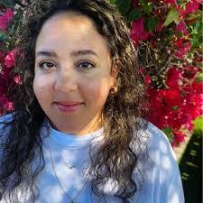 Lisa Mabry's Instagram, Twitter & Facebook