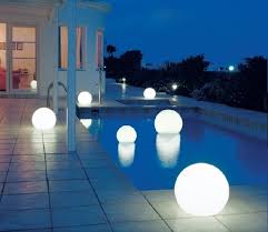 10 Harmonious Contemporary Outdoor Lighting Ideas