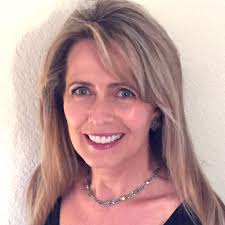 Shauna Mathis's Instagram, Twitter & Facebook