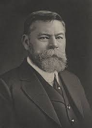 Van Mattison's Instagram, Twitter & Facebook