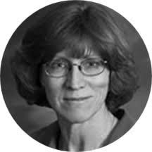 Lynette Cross's Instagram, Twitter & Facebook