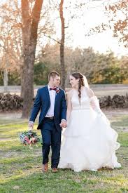 Wedding Photography In 2020 Dallas Wedding Photographers Dallas Wedding Bride Groom Poses