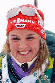 Als leidenschaftlicher wintersportler wünscht sich peiffer natürlich, „dass meine tochter auch einmal mit langlaufski durch die verschneite natur. Denise Herrmann Starportrat News Bilder Gala De