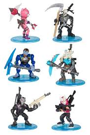 Find many great new & used options and get the best deals for fortnite battle bus figure 5 pack royale collection 2020 at the best online prices at ebay! Fortnite Battle Royale Collection Mini Figures 5 Cm Wave 1 Assortment 12