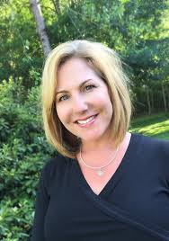 We are proud to partner with Duval County Public Schools to recognize and  support the great work of their Green Champions. These faculty and staff at  participating schools lead efforts to save