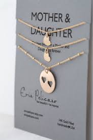 Birthday Present Ideas For Mom From Daughter Mother Daughter Necklaces Gifts For Sisters Gift For Mom Etsy Daughter Necklace Set Mother Daughter Necklace Set Gold Mother Daughter Necklaces Set