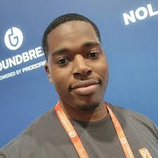 Carlos Young (@carlos.young.1671) • Facebook