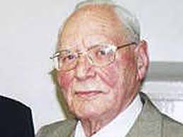 Ex-chief of police dies, 93