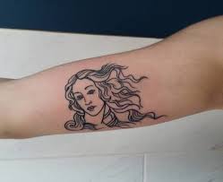 Birth Of Venus Tattoo Meaning The Birth Of Venus Tattoo Greekstatue The Birth Of Venus Tattoo Venus Tattoo Statue Tattoo Tattoos