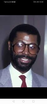 1.Teddy Pendergrass, In my time 2.Chris Rea, fool if u think it's  over.3.Bill Whithers, Could make it better.4.Al Jereau, moonlighting  5.Billy Paul, War of the gods.