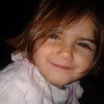 Fatma Pediz's Instagram, Twitter & Facebook