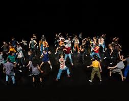 West coast swing, salsa, bachata, kizomba, semba, dancehall, street jazz, girly style, modern jazz. La Place De La Danse Les Sisyphe