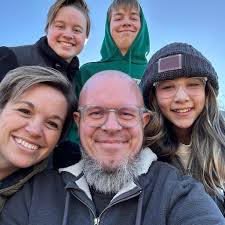 Seeking recommendations for a trustworthy car repair shop or local  mechanic. Looking for one that won't over charge or add