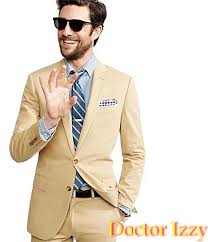 Satu hal yang harus anda lakukan untuk menarik perhatian pria dengan mudah dan cepat adalah jadilah seorang wanita yang sangat menarik, seksi dan mempesona. Cara Memakai Sut Beige Lelaki