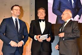 Hajo schumacher was born in 1964. Semperopernball Politikaward Mit Sylvie Meis Tanja Szewczenko Roberto
