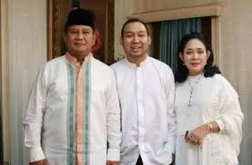Prabowo dan sandiaga tertinggi penilaian kepuasan kinerja karena lebih terkenal. Foto Bareng Presiden Pertama Palestina Potret Ayah Baim Wong Mirip Prabowo Matamata Com