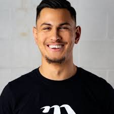 Steven Moniz's Instagram, Twitter & Facebook