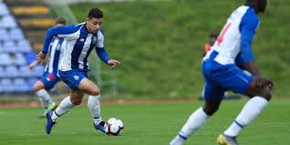 Para o triunfo da equipa de antónio folha muito contribuíram malang sarr e evanilson, jogadores da equipa a que deram o contributo ao conjunto o cova da piedade tem 32 no 12.º lugar. Pin Em F C Do Porto