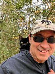 Just wanted to share an inspirational video with the group. Take 5 minutes  and watch. After my accident, I was able to do like this man and say to  life, “that's all