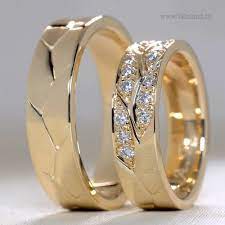 Gold Wedding Rings With Diamonds V915 Http Marinagalleryfineart Com 2858 Silv Wedding Rings Engagement Diamond Wedding Rings Sets Black Diamond Wedding Rings