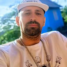 Fernando Simon Schneider • Facebook