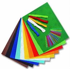 Oamenii au fost închiși pentru a proteja bunicii, familiile și copiii. Set Creativitate Si Lucru Manual Set Cusut Cu Ace Si Ata Nichiduta Ro