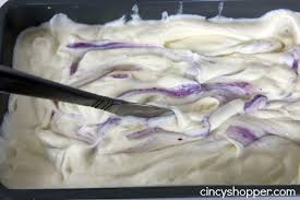 easy blueberry cheesecake ice cream