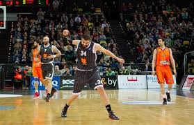 San mamés barria (bilbao) referee: Last 16 Game 3 Uxue Bilbao Vs Valencia Basket Photogallery Welcome To 7days Eurocup