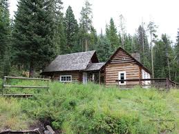 The covered front porch enjoys mountain views, offers a gas grill, and has dining and living areas, and is equipped with an hdtv. Big Creek Cabin Custer Gallatin National Forest Recreation Gov