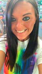 Woman says vaping addiction saw her