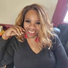 If you're right brained you see a kitty cat, if you're left brained you see  a bunny rabbit. What do you see?