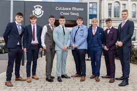 In Pictures: Scoil Chríost Rí Debs Glamour In Portlaoise - Page 1 Of 20 -  Ireland Live