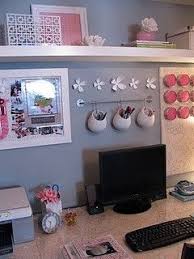 Love Your Creative Space 8 Uplifting Cubicle Ideas Cubicle Decor Office Cubicle Decor Cubical Decor
