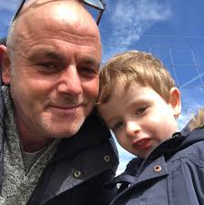 Andy Lennon has taken our largest resident The Pretty One close to its  record weight at 52lb 8oz! A great weight for this time of year she's  looking in fine shape. Andy